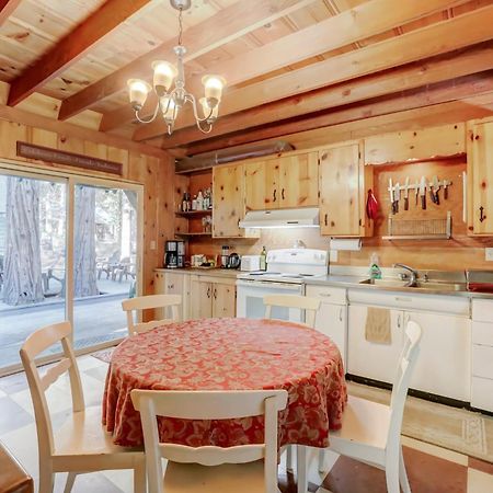 Spacious Classic Cabin Retreat- Near Lassen Mill Creek المظهر الخارجي الصورة