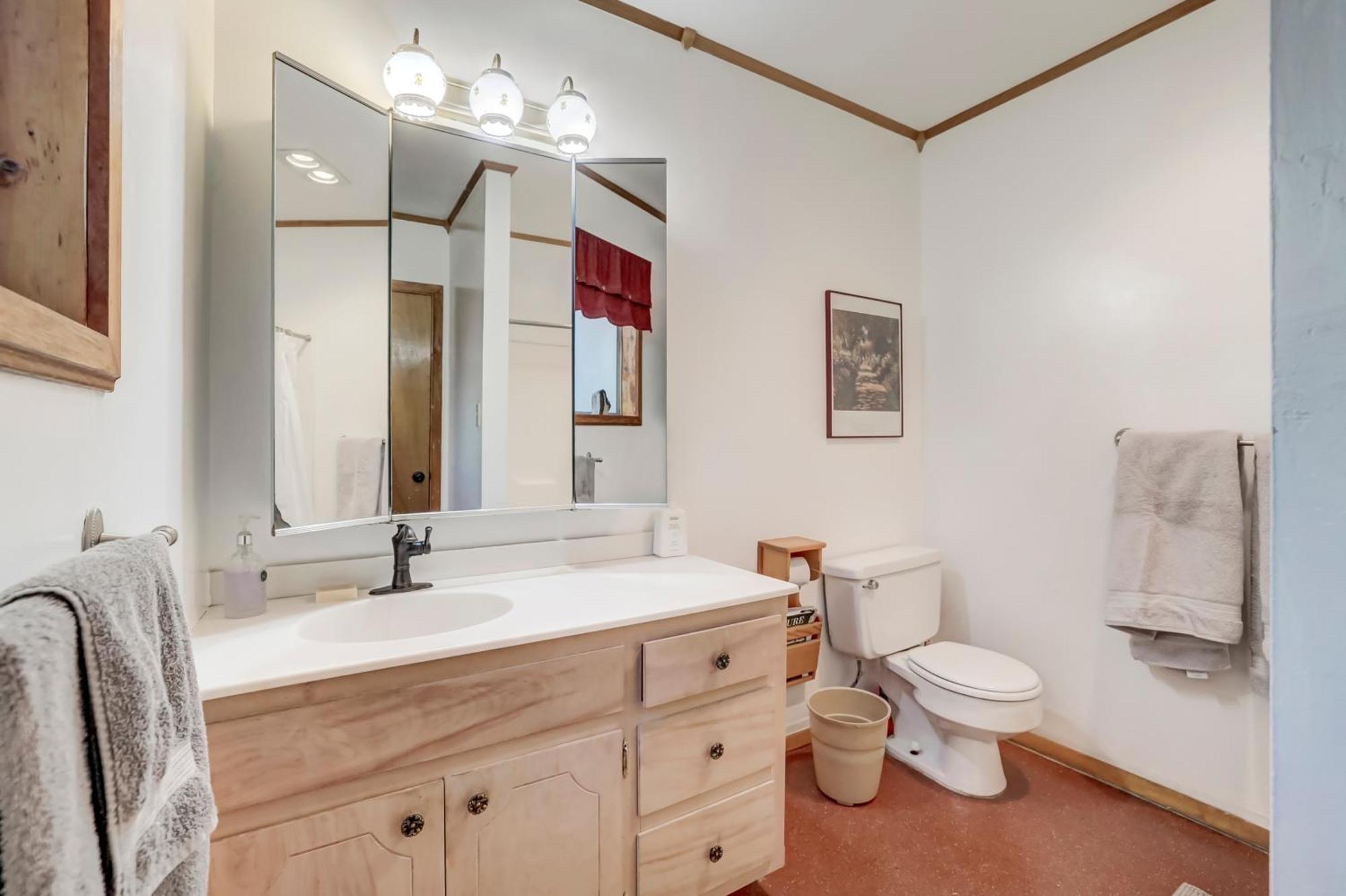 Spacious Classic Cabin Retreat- Near Lassen Mill Creek المظهر الخارجي الصورة