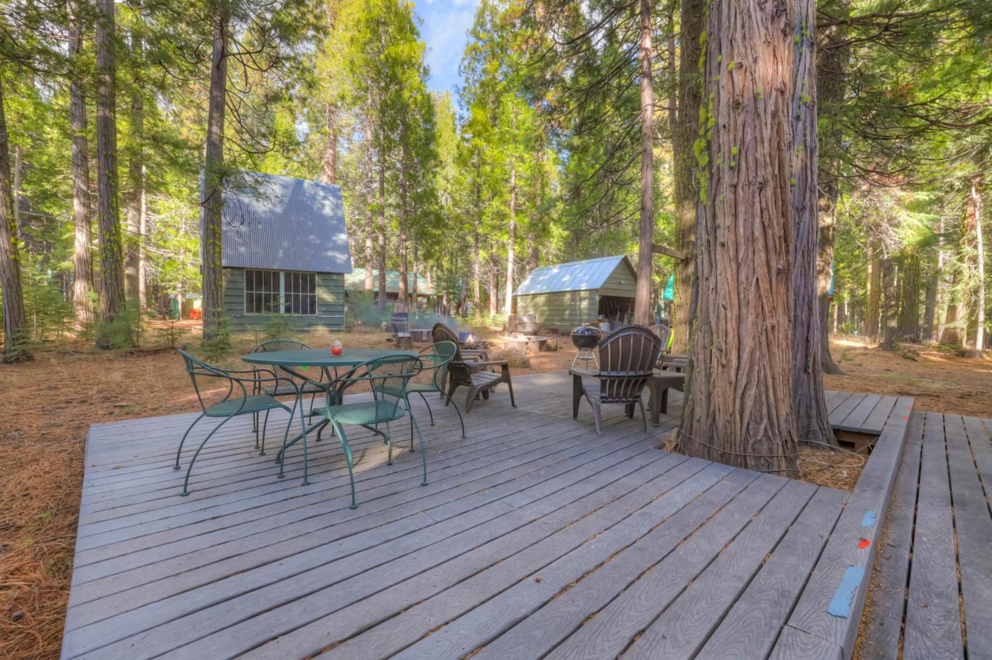 Spacious Classic Cabin Retreat- Near Lassen Mill Creek المظهر الخارجي الصورة